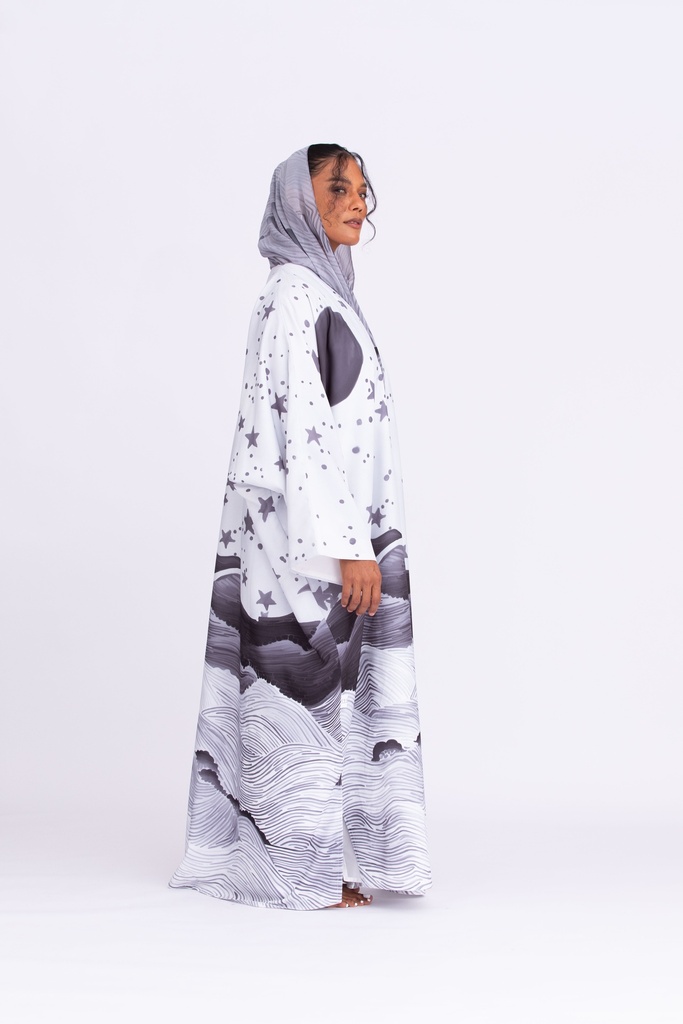 Qamar White