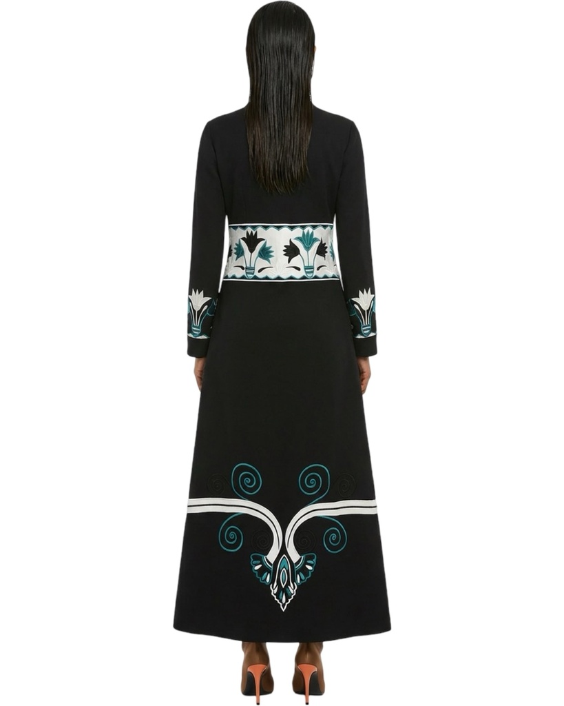  Black and white Arch